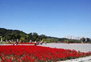 北山人民广场高层三居室简装修家具带部分家具交通便利生活圈成熟 - 吉林28生活网 jl.28life.net